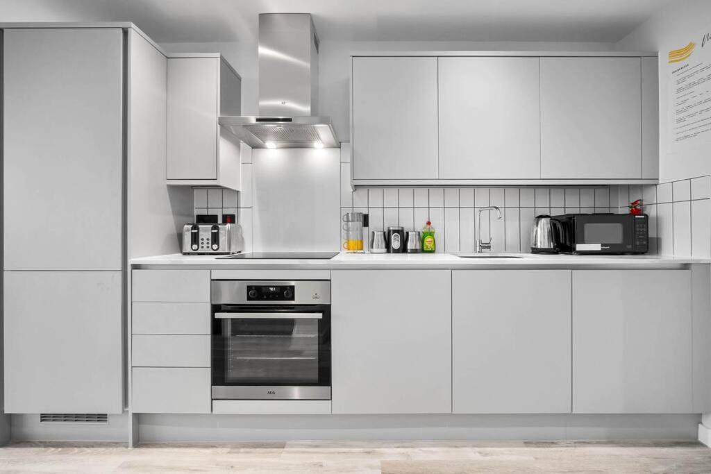 Stylish 2 Bedroom Apartment Close To Everything 버밍엄 외부 사진