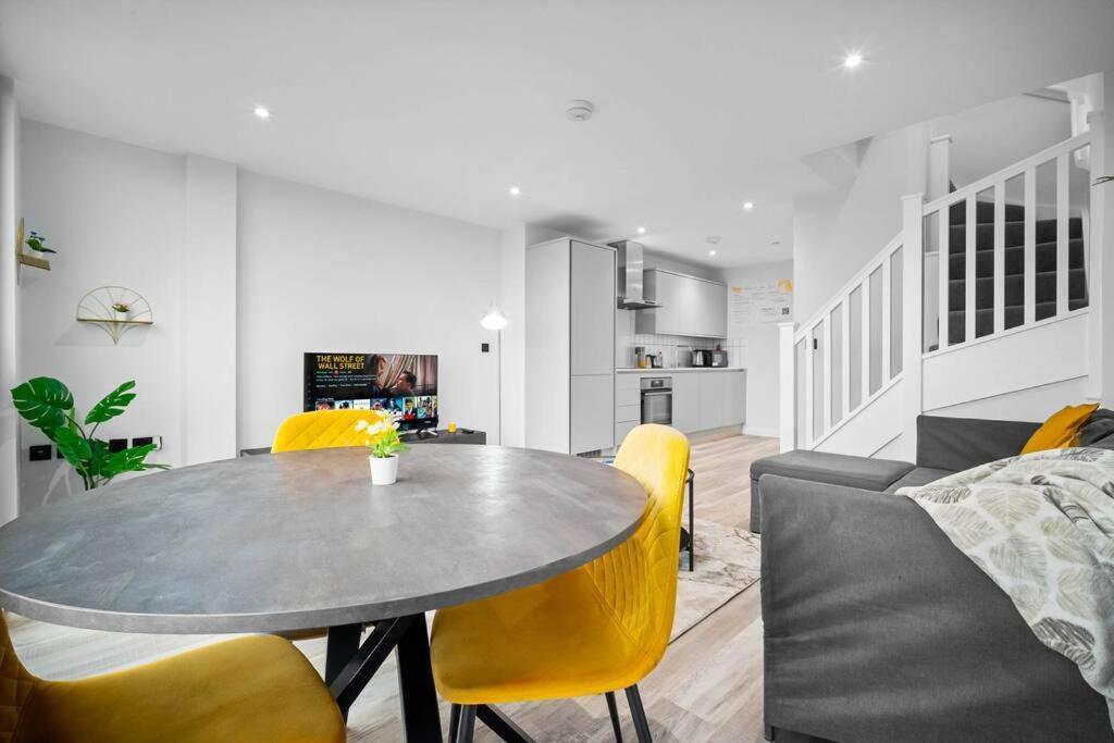 Stylish 2 Bedroom Apartment Close To Everything 버밍엄 외부 사진