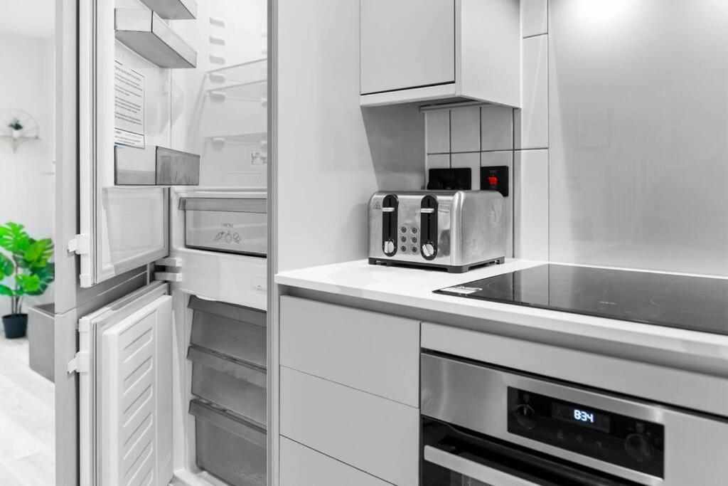Stylish 2 Bedroom Apartment Close To Everything 버밍엄 외부 사진
